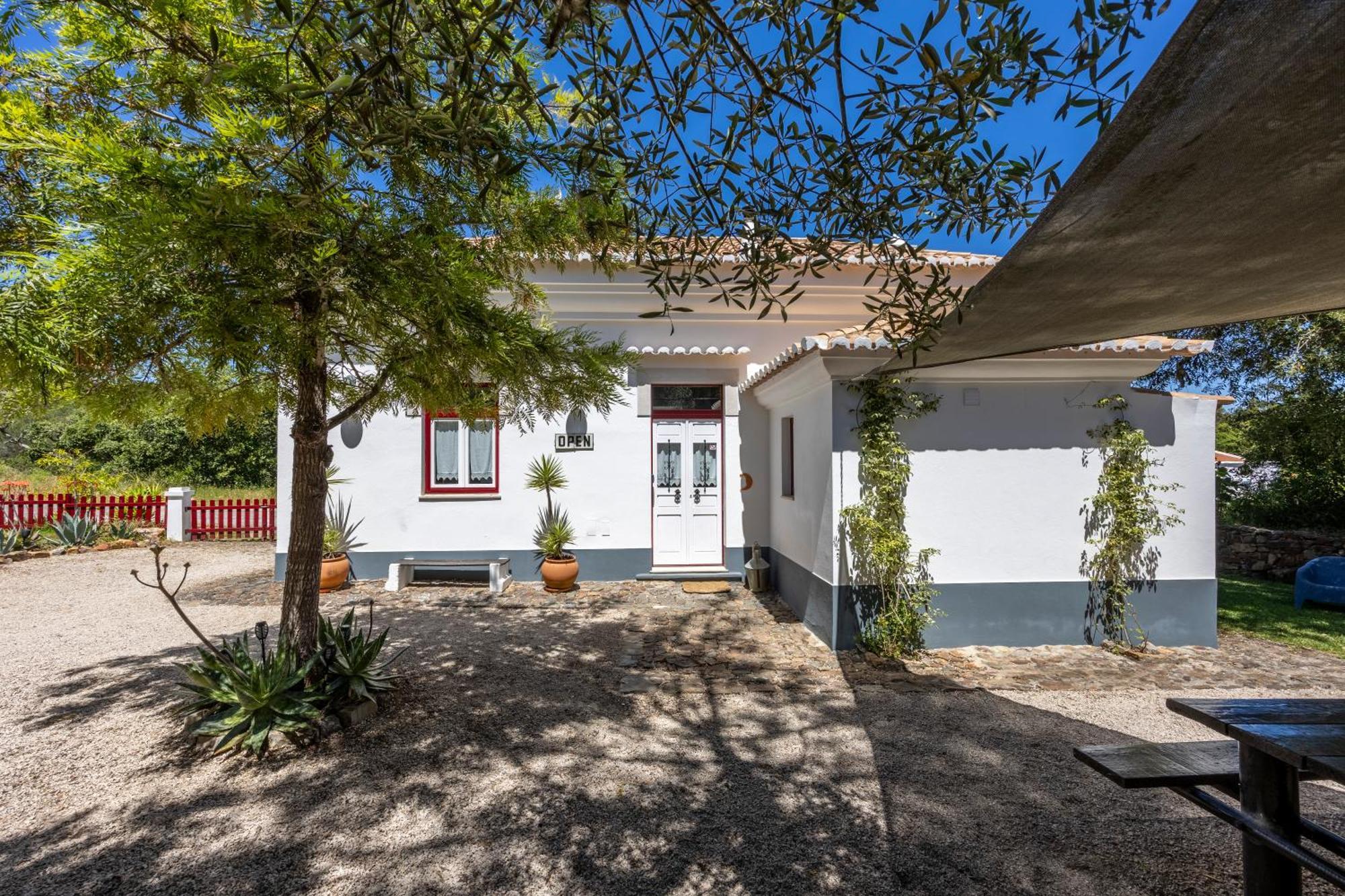 Casa Dos Cantoneiros *